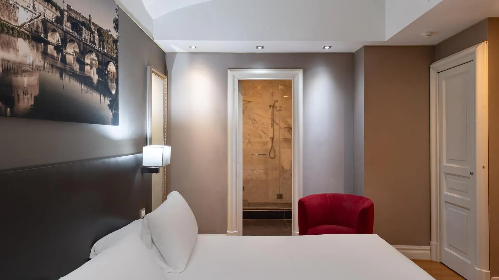 Hotel Principe Torlonia Rome 4*,